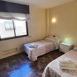 apartamento-primera-linea-fuengirola.es-andalucia.com/